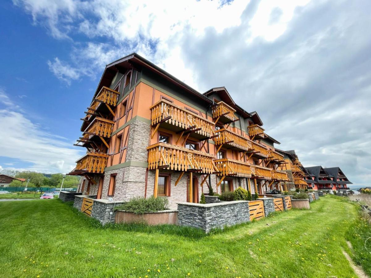 Apartment With Terrace & Amazing View Veľka Lomnica Bagian luar foto